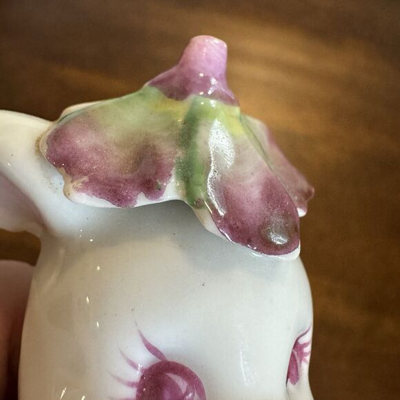 Vintage “Salty & Peppy” Anthropomorphic Bunny Rabbit Salt & Pepper Shaker Set - Picture 12 of 12